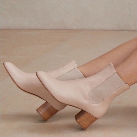 NWT Kahmune Mila Leather Ankle Boot Bootie Light Pink Beige Size 8.5/9 - Picture 10 of 12